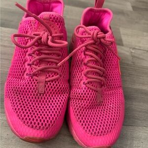 Nike Hurrache Women’s Sz 7.5 USED